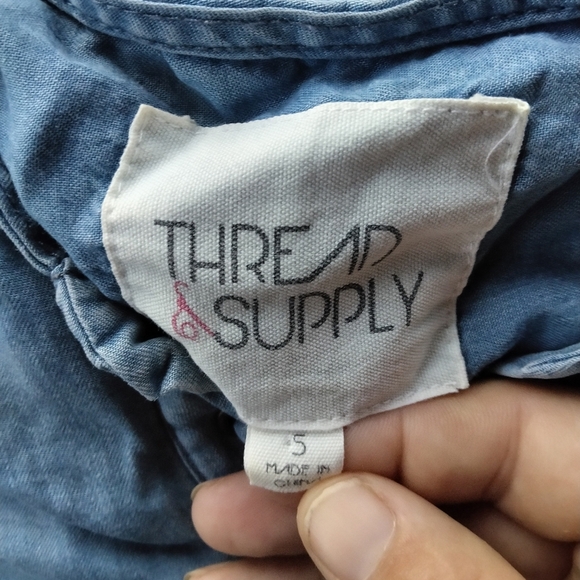 Thread & Supply Lace Up Chambray Long Sleeve Blouse Top Size Small - Picture 7 of 8